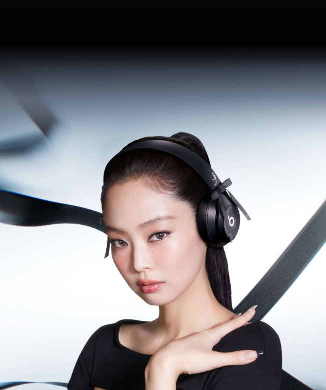 Beats Solo 4 Wireless On-Ear Jennie Special Edition Onyx Black Korea Version NWT