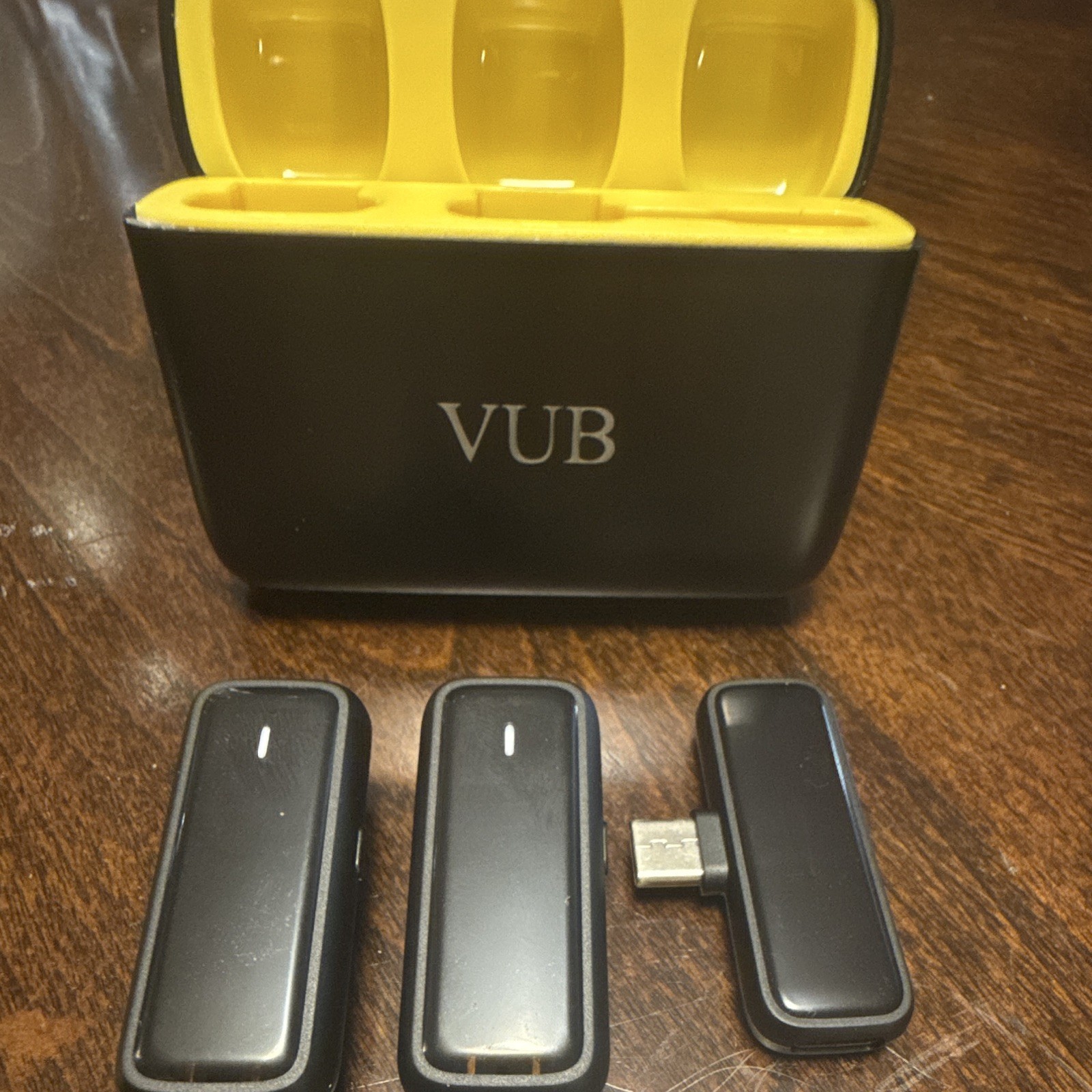 VUB Bluetooth In-Ear Earbuds w/ Charging Case, ANC, Mic, Black/Yellow