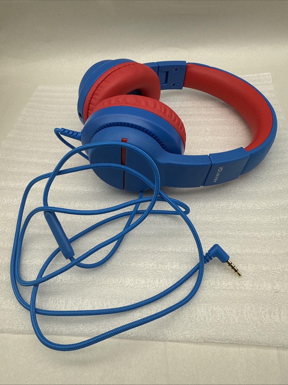 iClever Kids Headphones For School Travel, Safe Volume, Over-Ear Girls Boy *READ