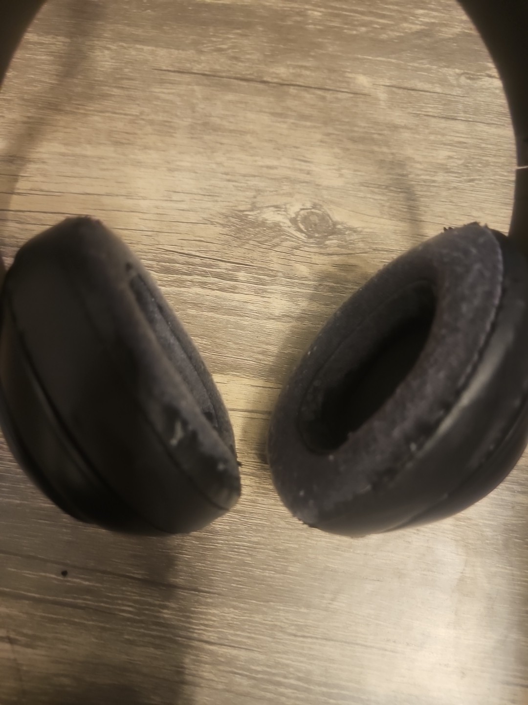 Beats by Dr. Dre Studio3 Over the Ear Wireless Headphones – Black