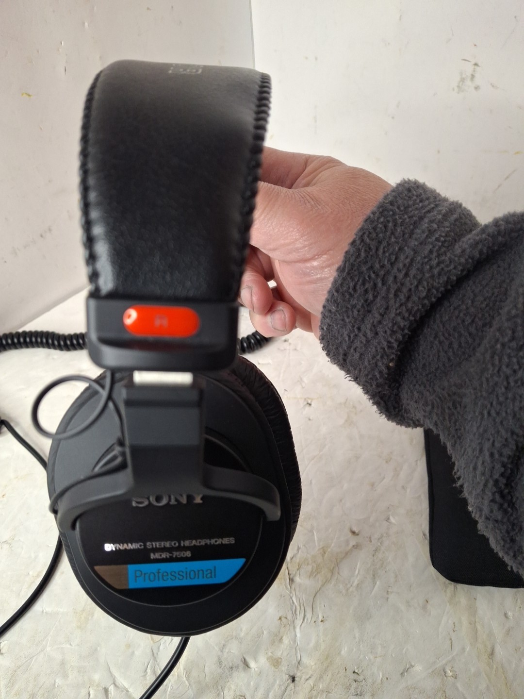 Sony MDR-7506 Sound Monitor Headphones (Black) Bag And Jack Excellent Condition