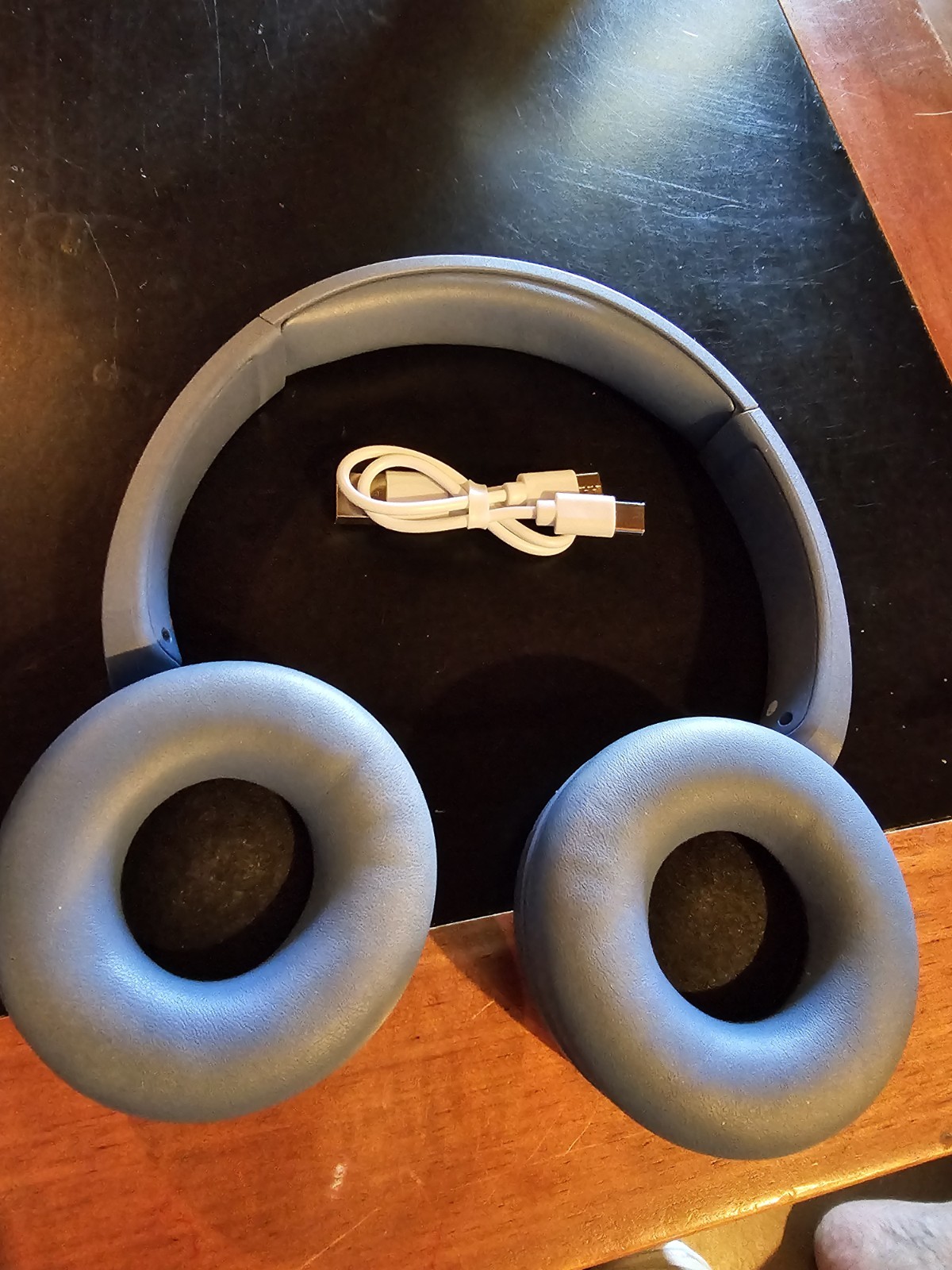 Sony WH-CH520 Wireless Over-Ear Cushioned Headphones – Blue