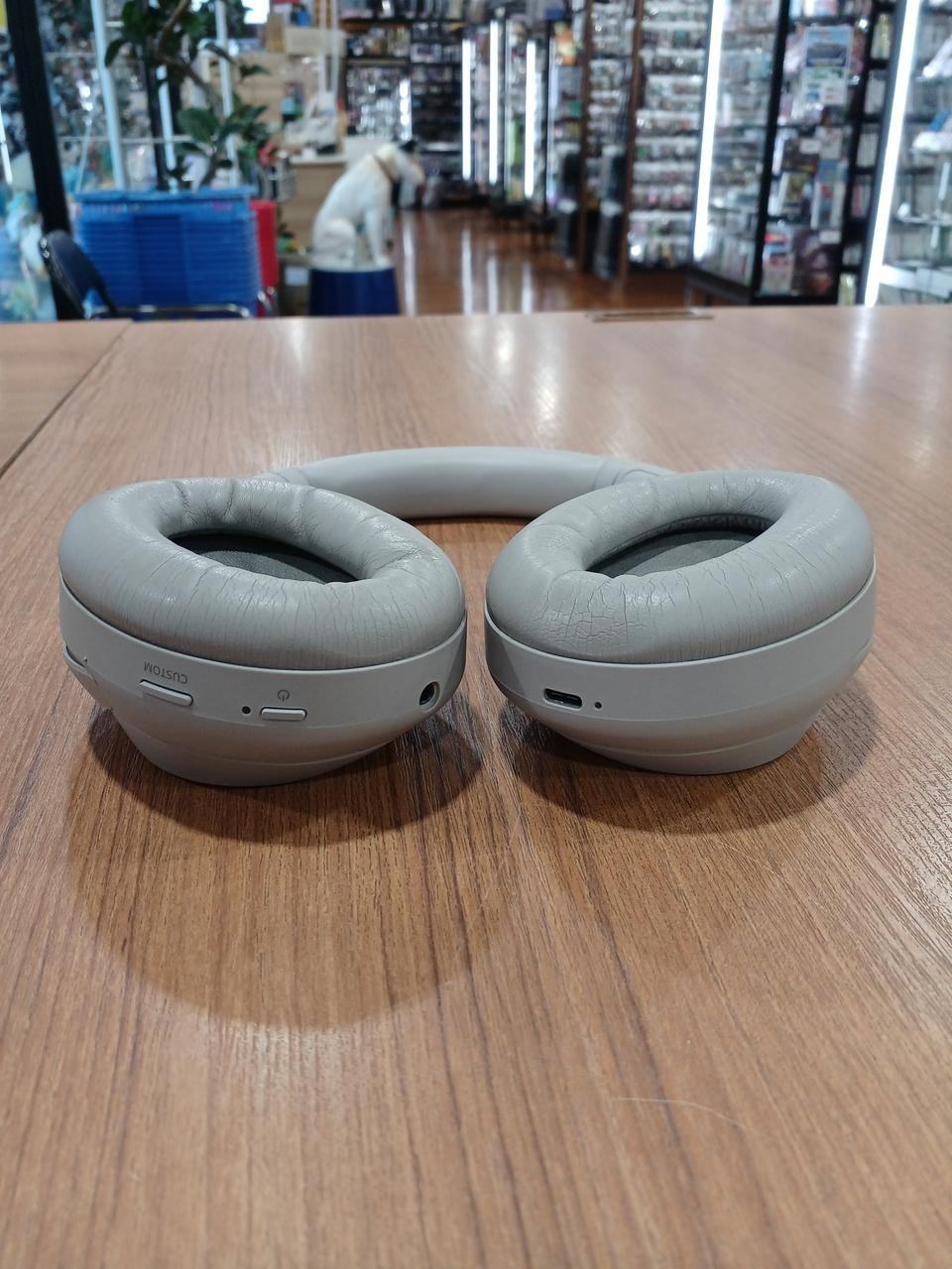 Sony WH-1000XM4 Wireless Over-Ear Headphones White Imported Tested From Japan
