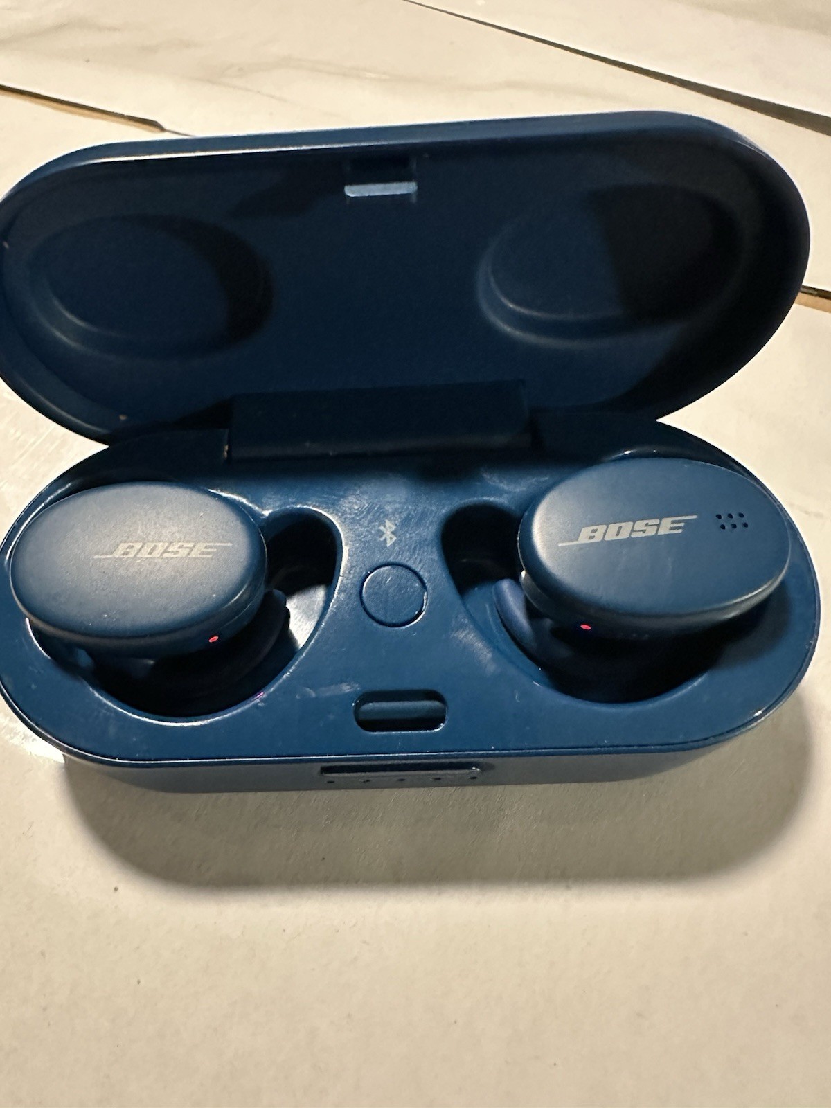 Bose 427929 Sport Earbuds True Wireless Bluetooth BLUE Used Read