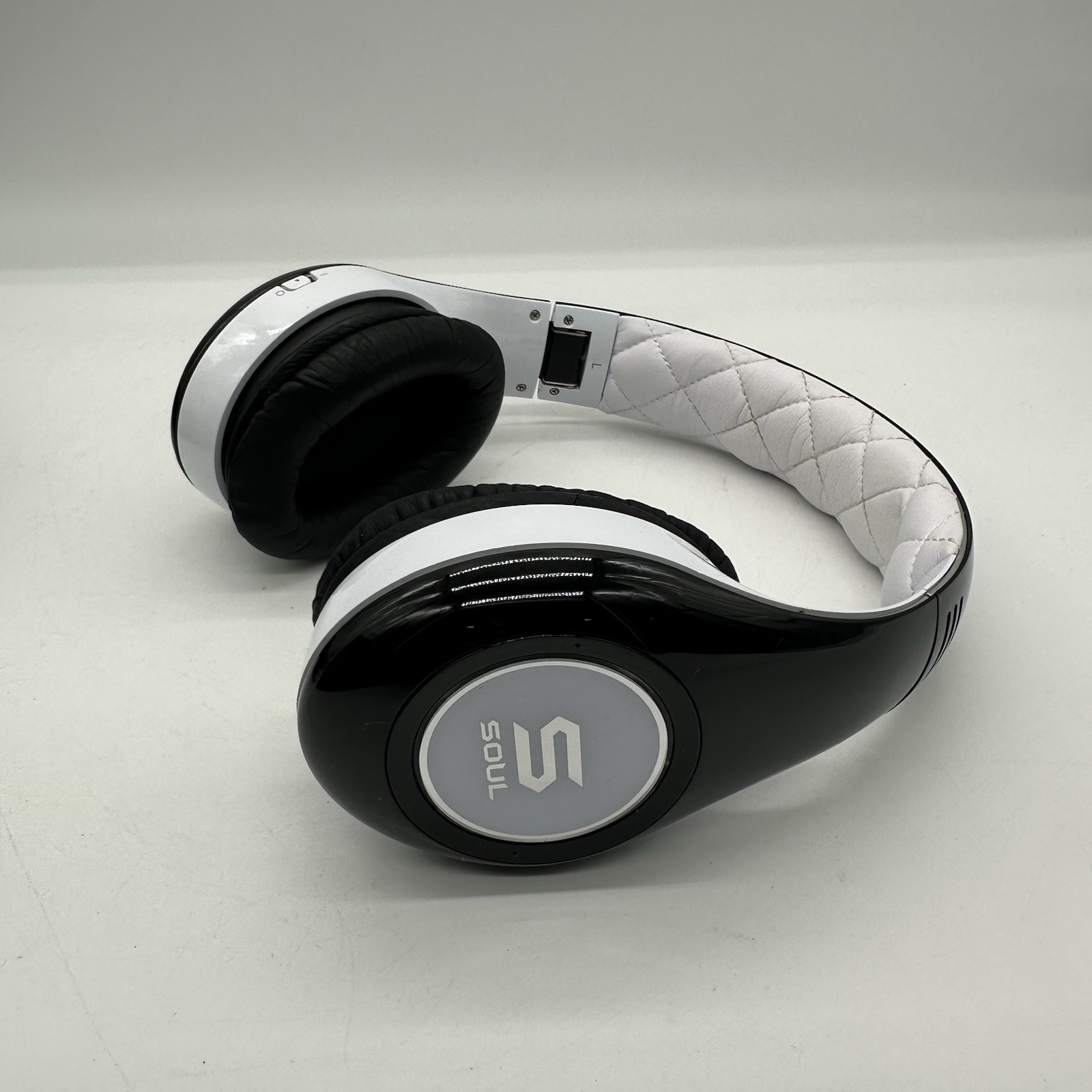 SOUL by Ludacris SL300WB Elite Hi-Definition Noise Canceling Studio Headphones