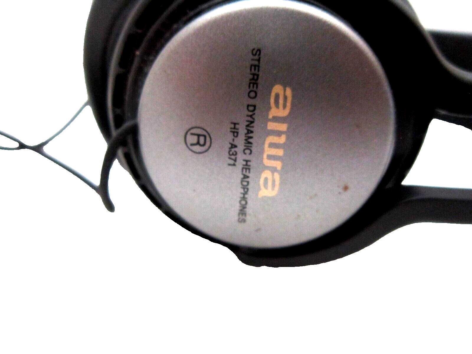 Unisex Aiwa HP-A371 Stereo Dynamic Headphones without Foam Cover-New Open Pkg!