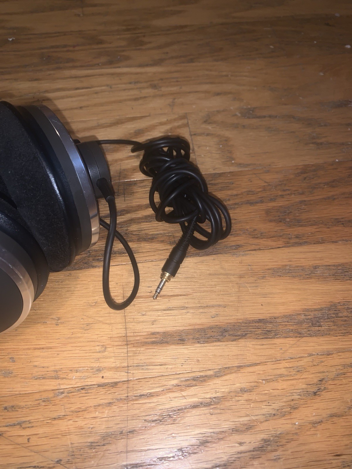 AKG K272 HD Over-Ear Corded Headphones Made Austria EUC
