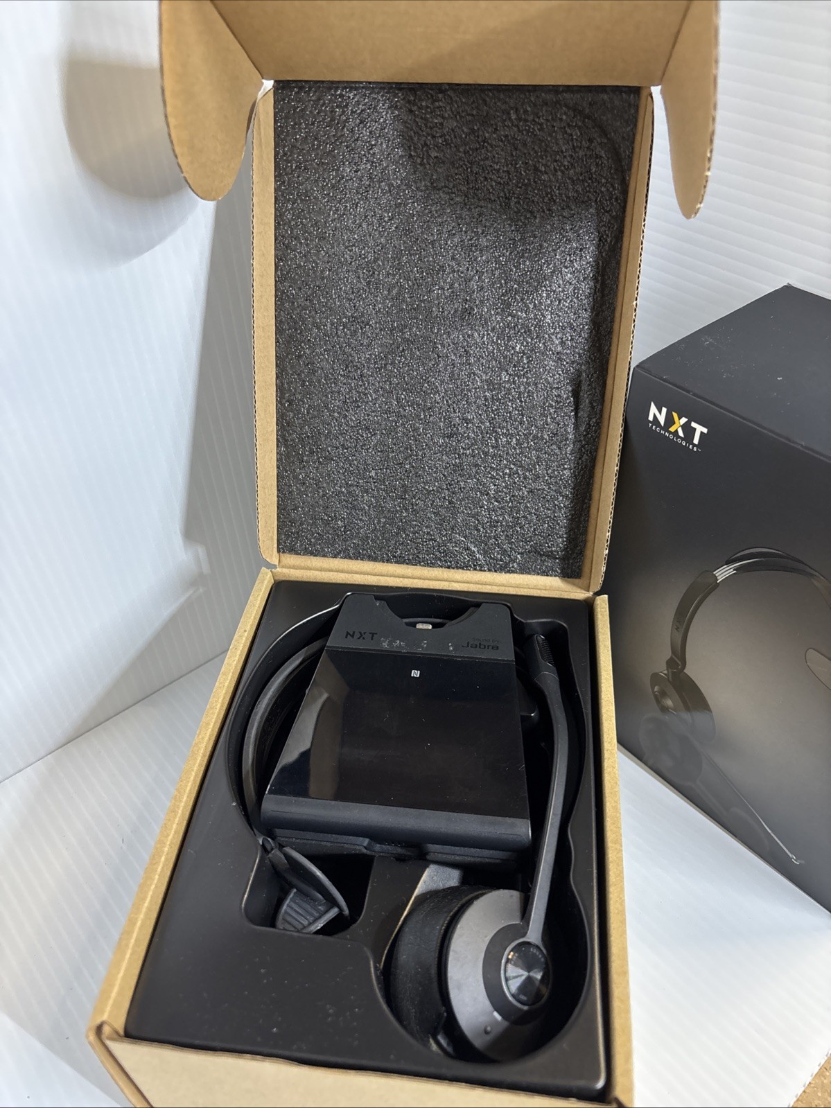 NXT Technologies UC-7500 Mono Professional Wireless HeadSet (63)