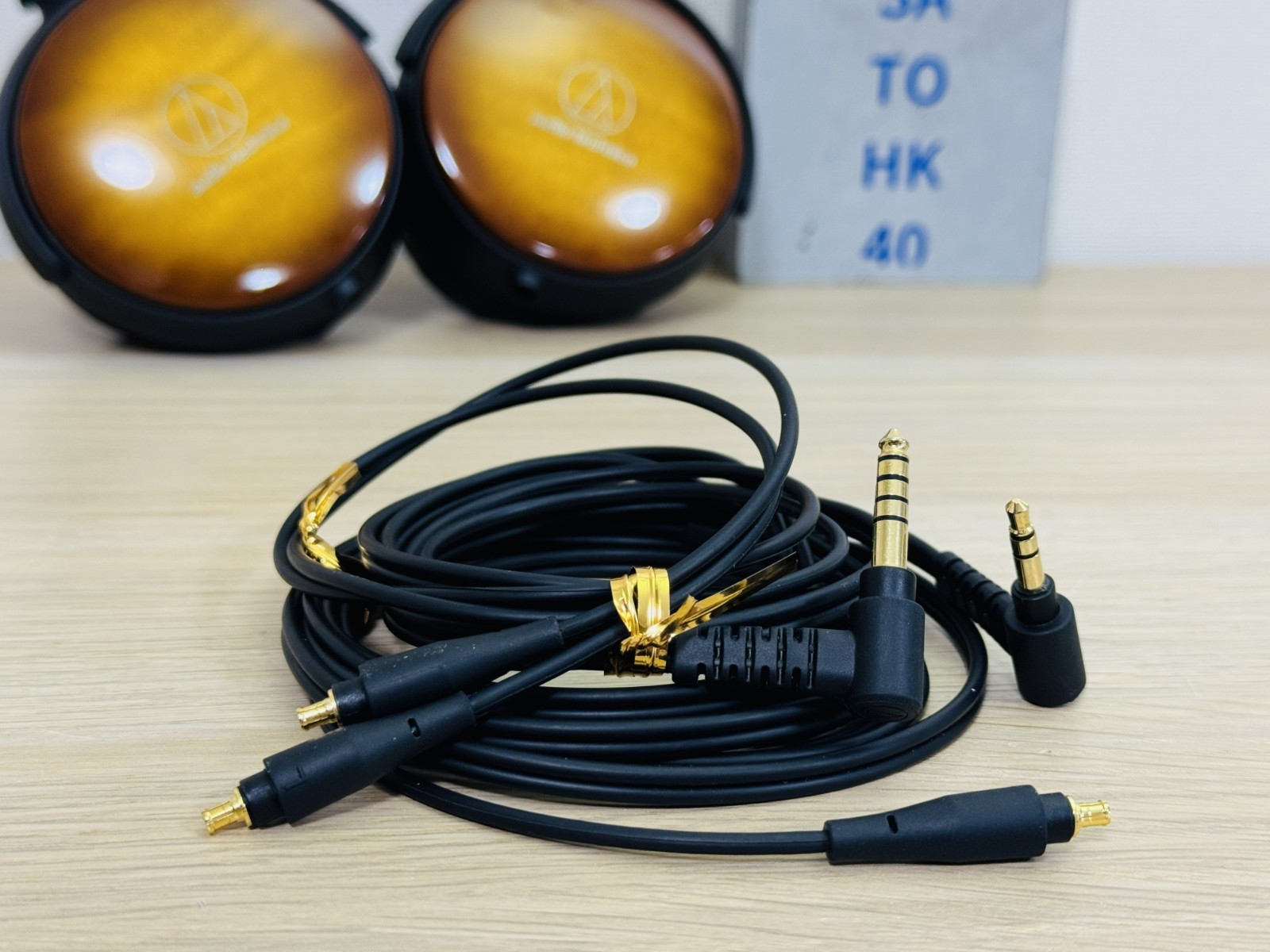 Audio-Technica ATH-WP900 Wooden Headphones 3.5mm 4.4mm Balanced A2DC Cables