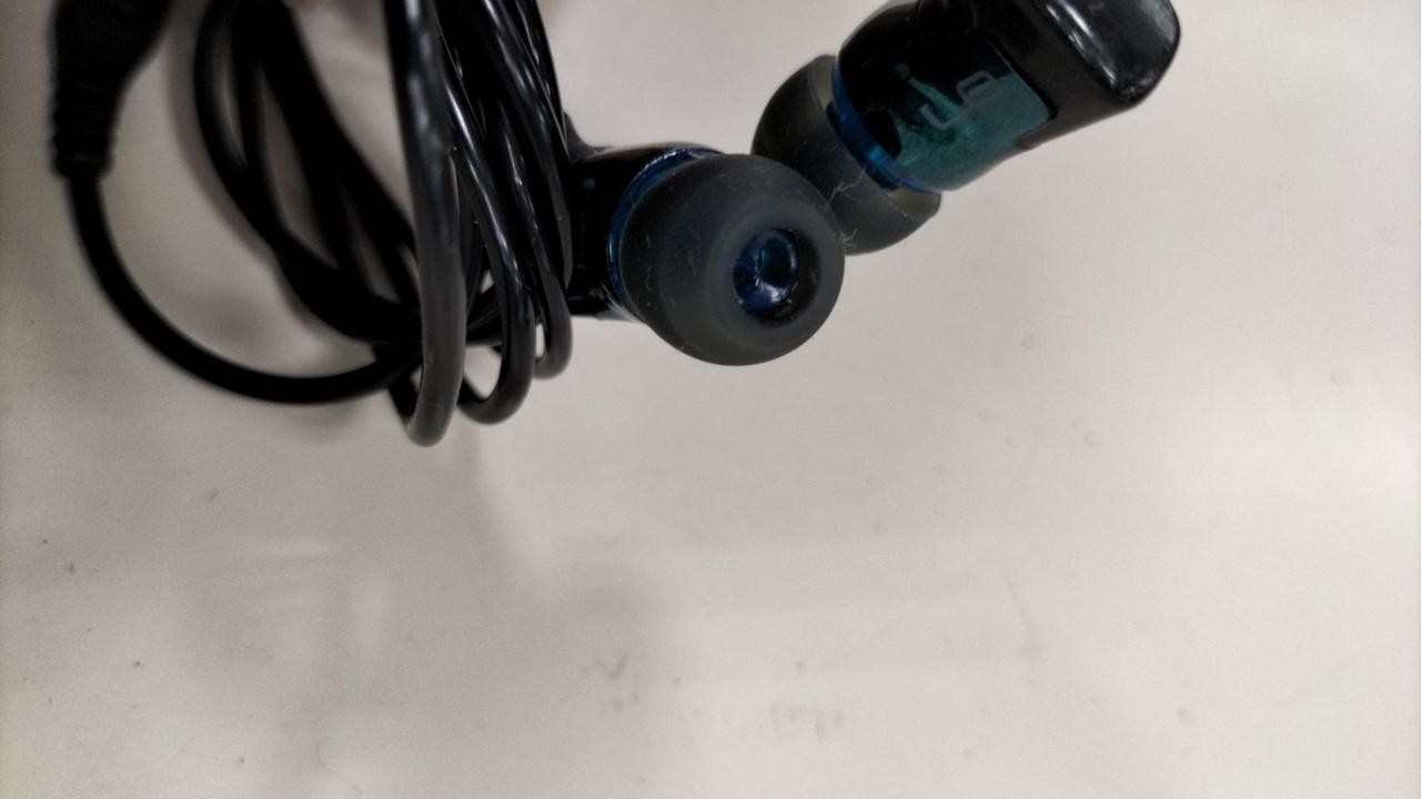 Ultimate Ears TRIPLEFI 10 In-Ear Monitors 20Hz-20kHz 32Ω 117dB Used