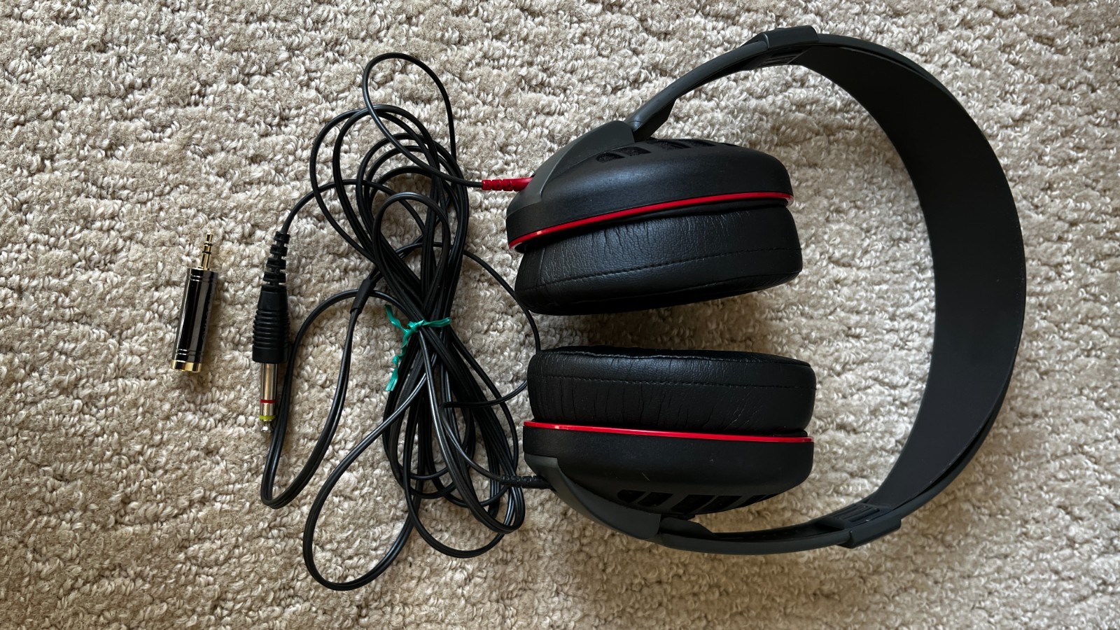 Sennheiser HD 520 headphones