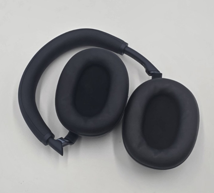 Sony WH-1000XM6 The Best Wireless Noise Canceling Headphones