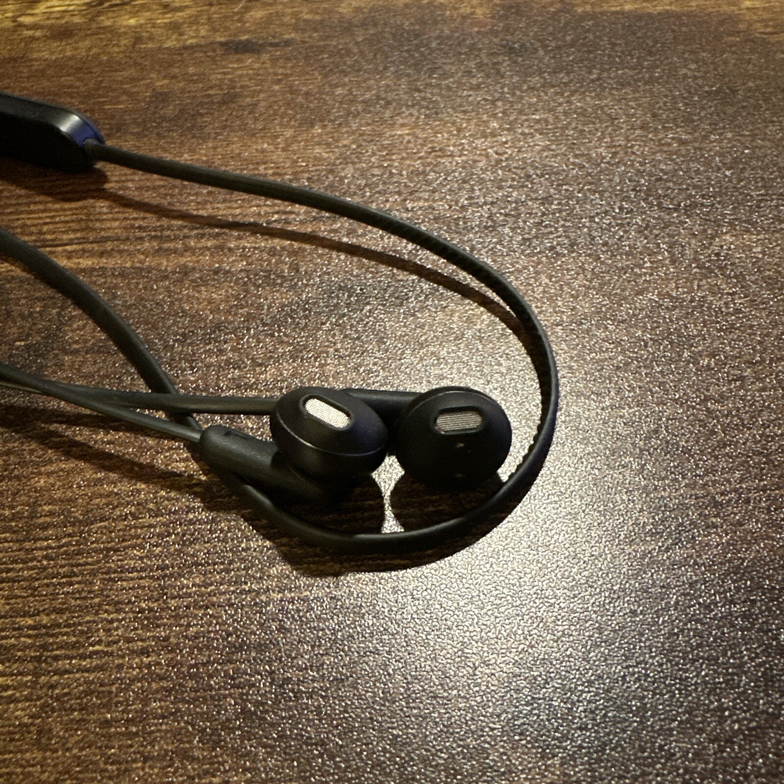 JBL Lifestyle Tune 205BT in-Ear Bluetooth Earphones Black