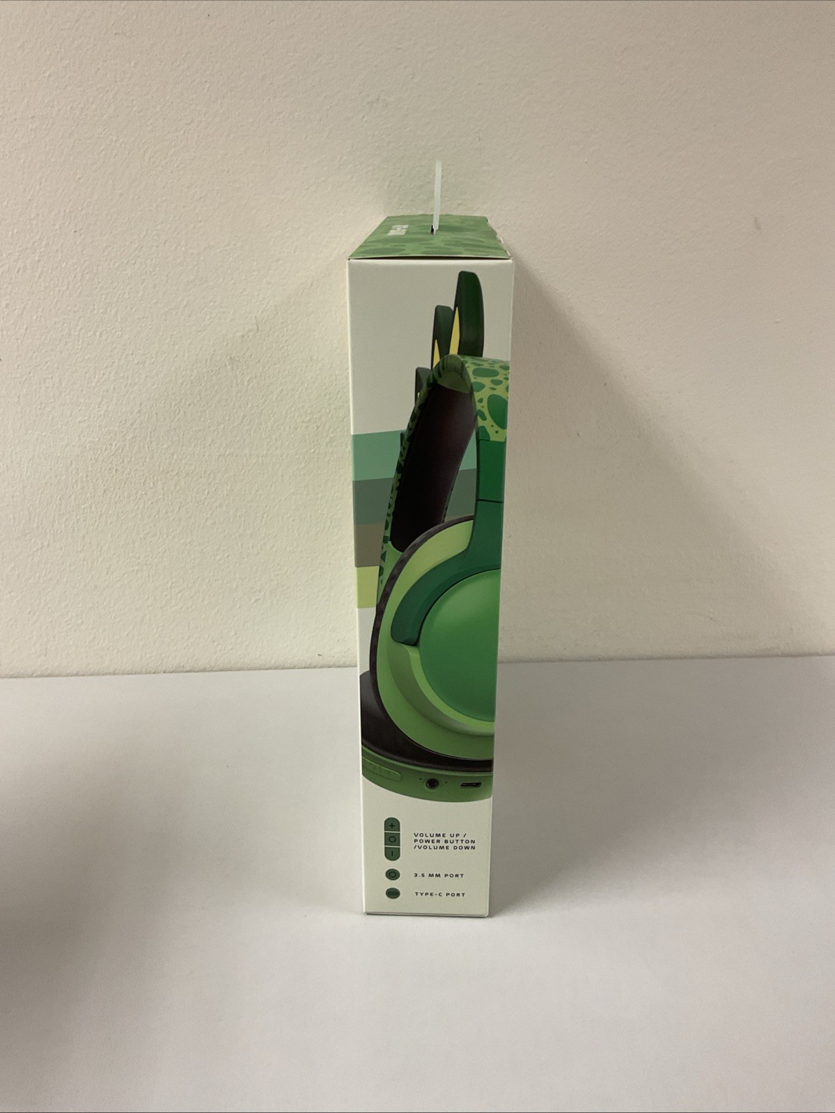 *Art + Sound LED Light Up Dinosaur Wireless Headphones BNIB, G18