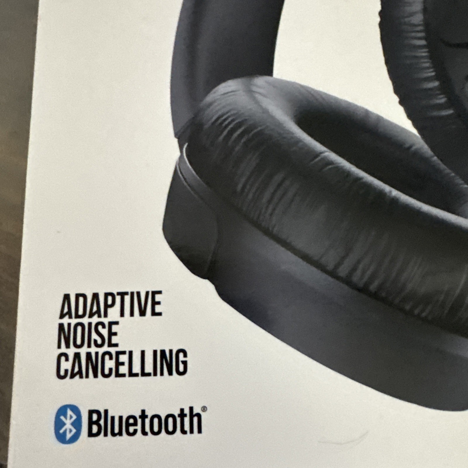 NEW JBL TUNE 670NC (FC3005023) Noise Cancelling Bluetooth Headphones Sealed