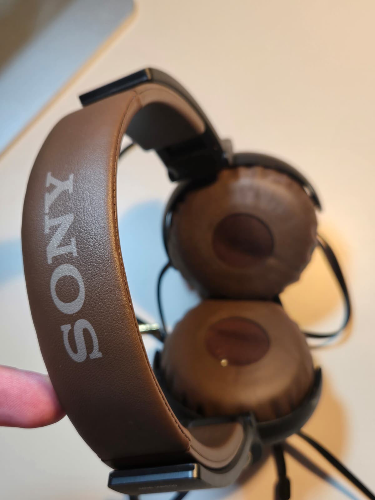 Sony MDR-XB600 Extra Bass Wired On-Ear Headphones Brown/Black/Gold GREAT COND