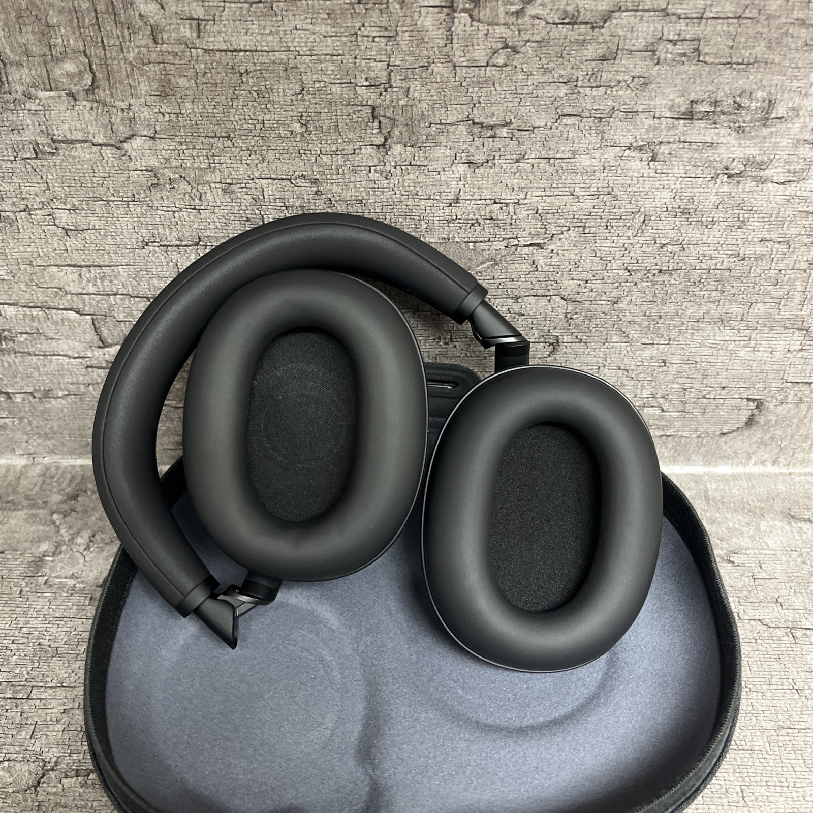 Sony WH-1000XM6 – Wireless Bluetooth – Noise Canceling Headphones – Black