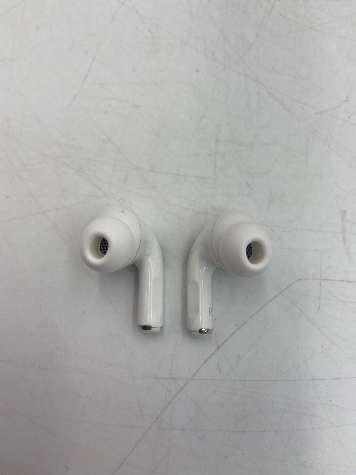 Apple AirPods Pro 2nd Gen with MagSafe Charging Case A2699 A2698 A2700 MTJV3AM/A