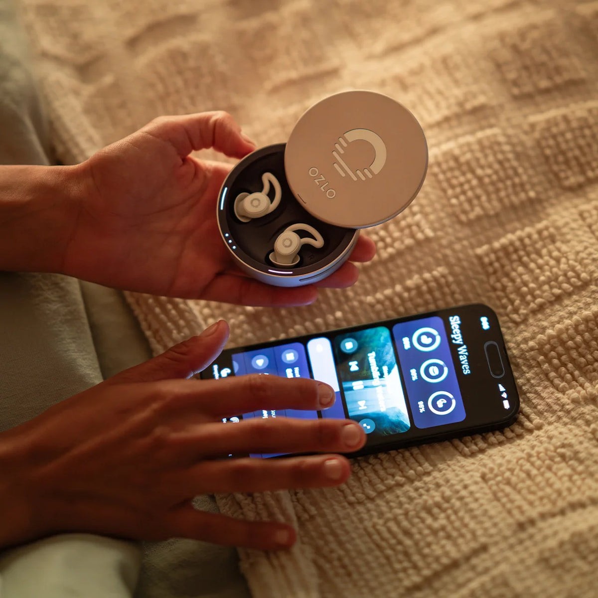 Ozlo Sleepbuds Comfortable Side Sleeper Headphones NWOB