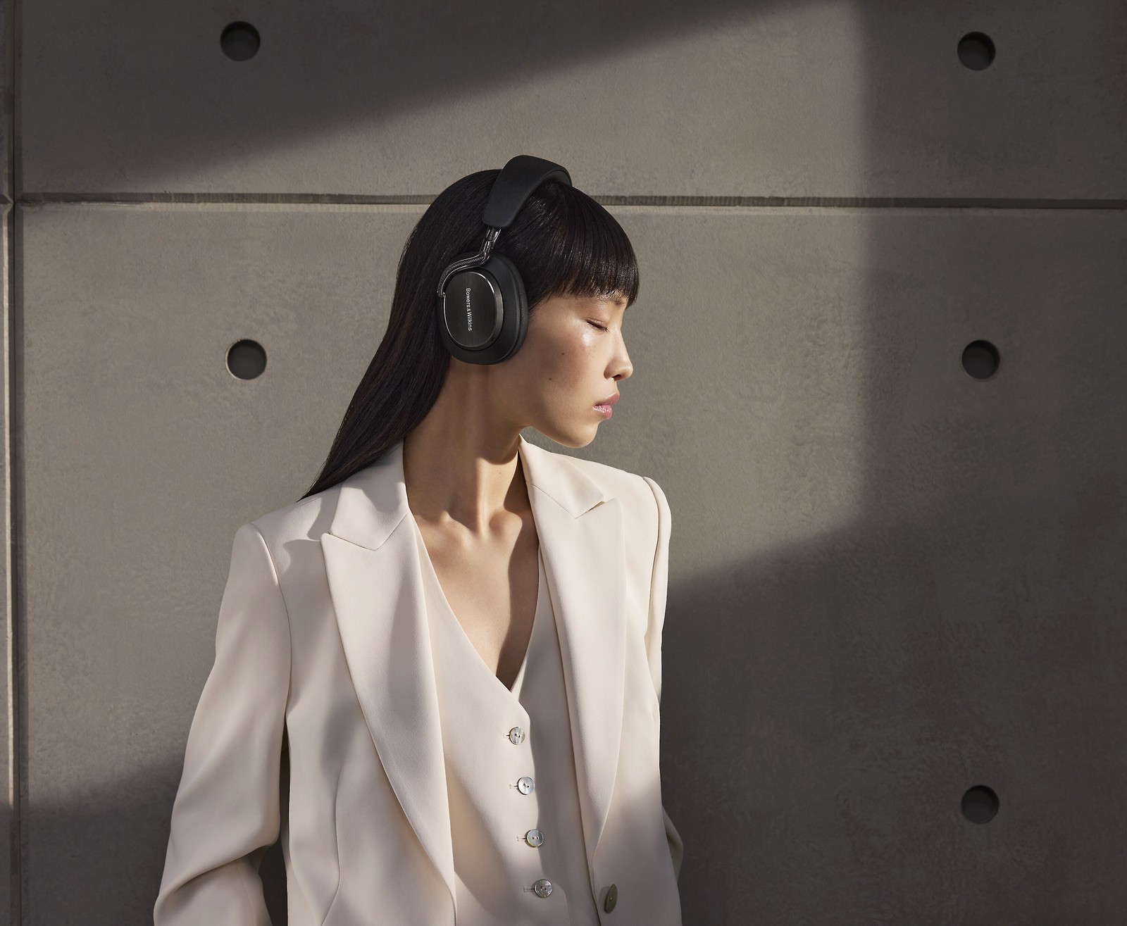 B&W PX8 S2 Over-ear headphones (onyx black)