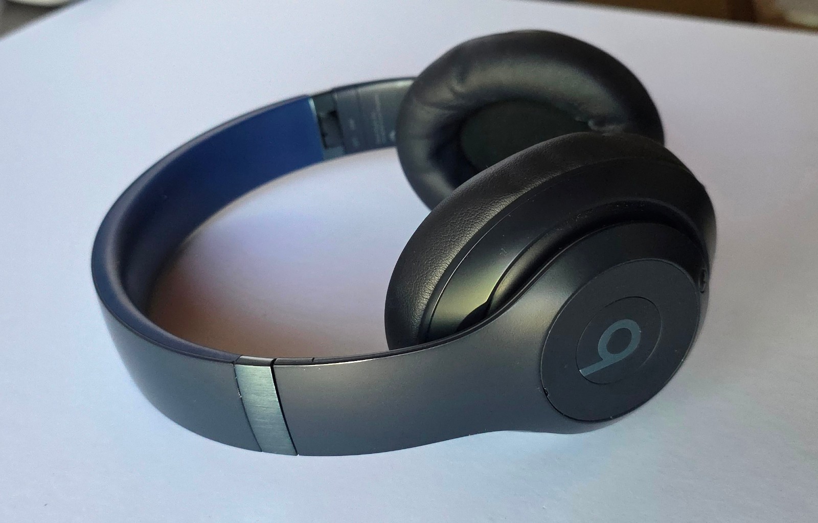 Original Navy Blue Beats Studio Pro Wireless NC Headphones MQTQ3LL/A in Bulk Pkg