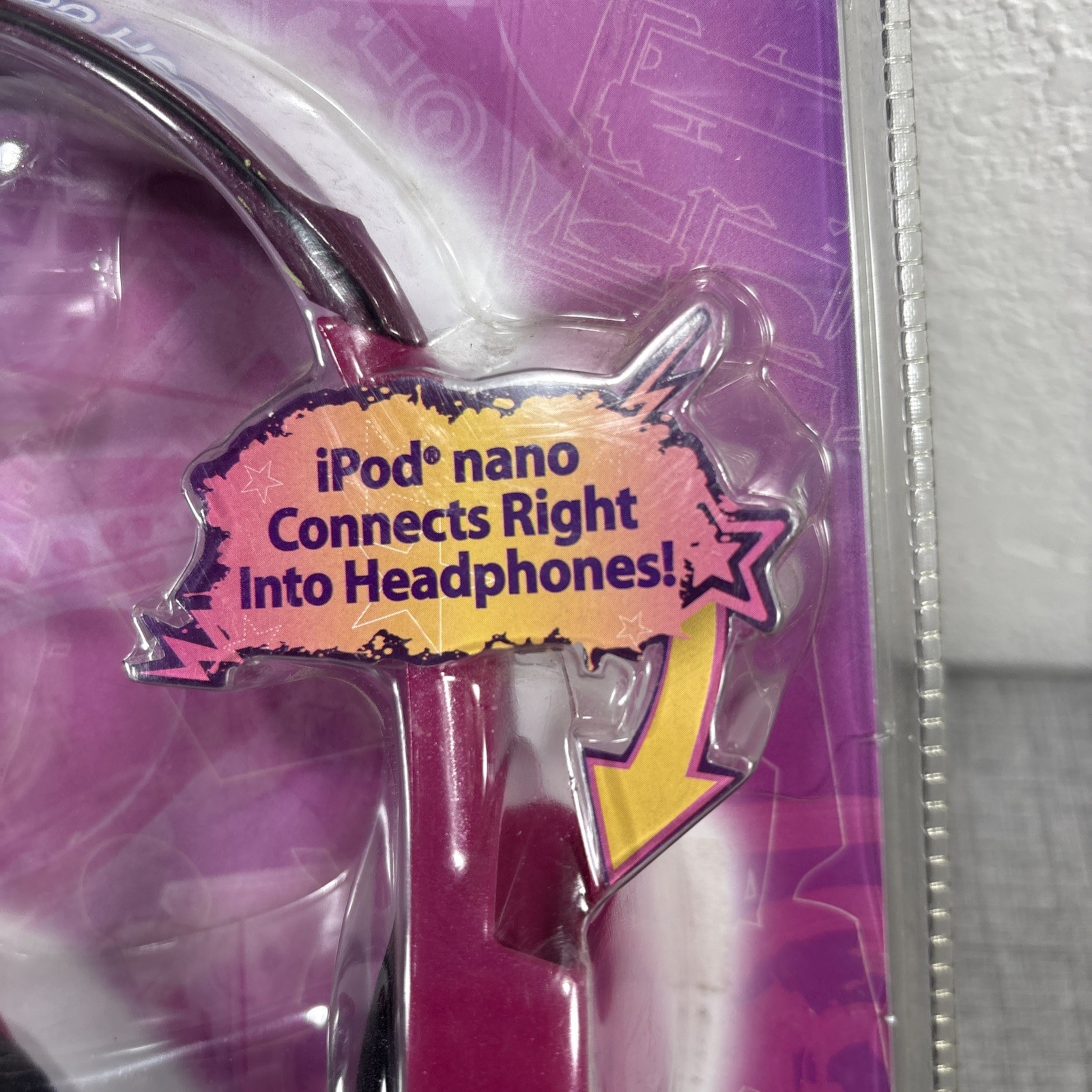 Vintage i-Bratz Cordless Headphones for 1st and 2nd Gen iPod Nano New