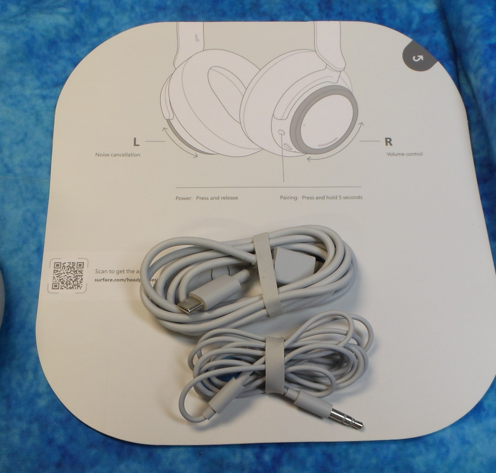 Microsoft Surface Headphones 2, Grey, QXL-00001, Model: 1919 – Bluetooth, Wired