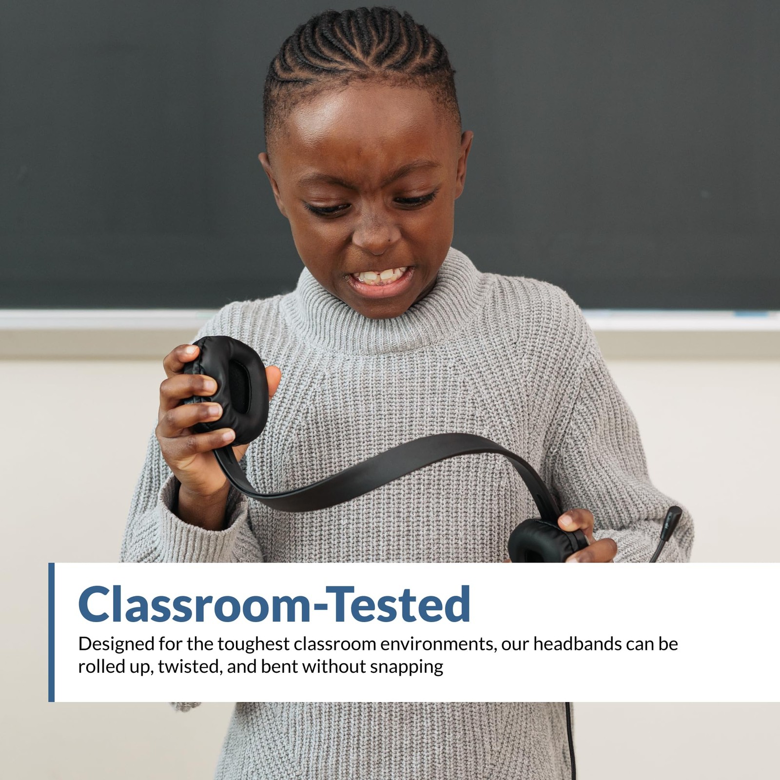 Black 35mm Stereo Headphones with Unidirectional Microphone for Classroom Use