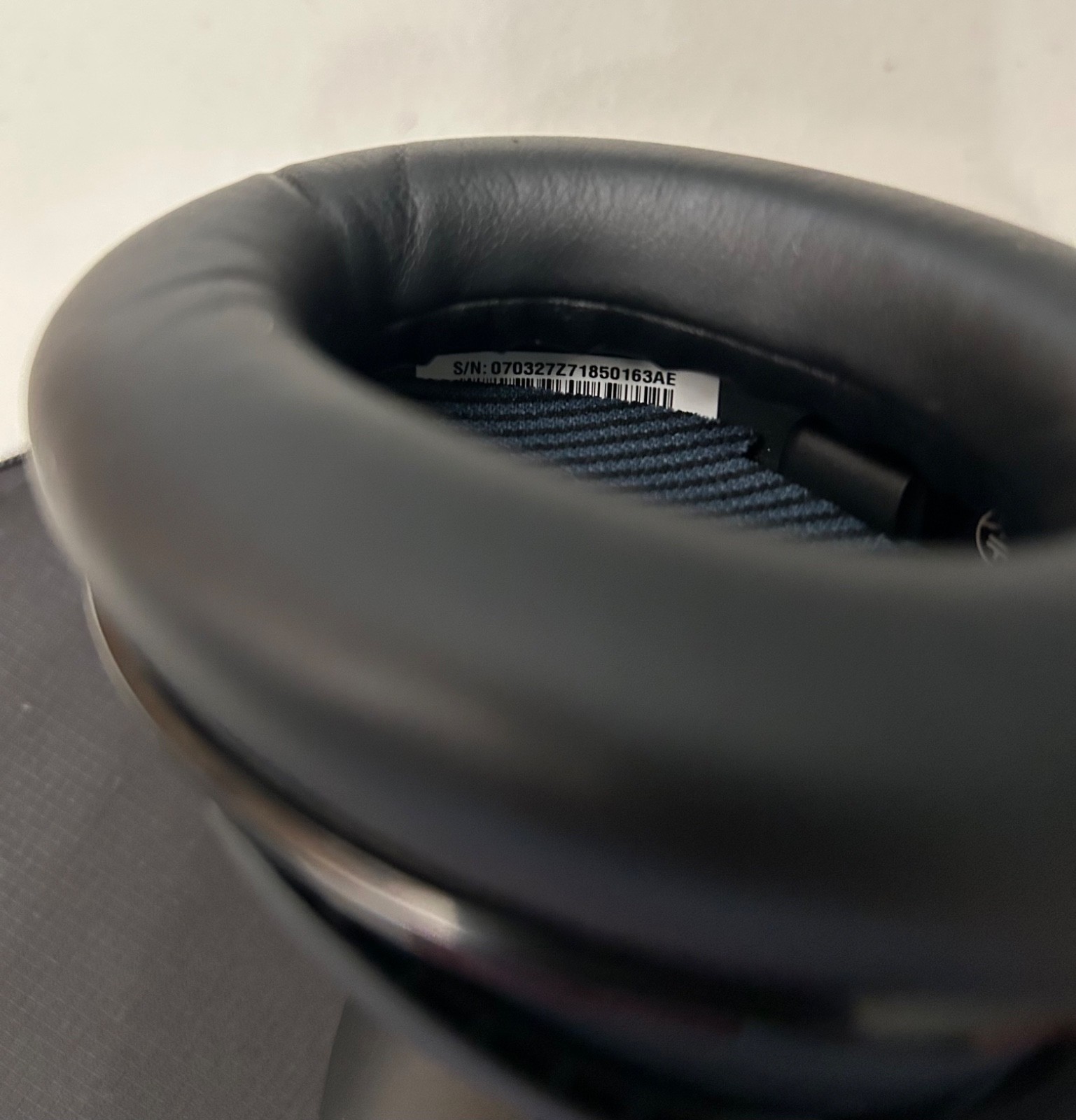 Bose QuietComfort 35 II Bluetooth Wireless Headphones – Black (789564-0010)