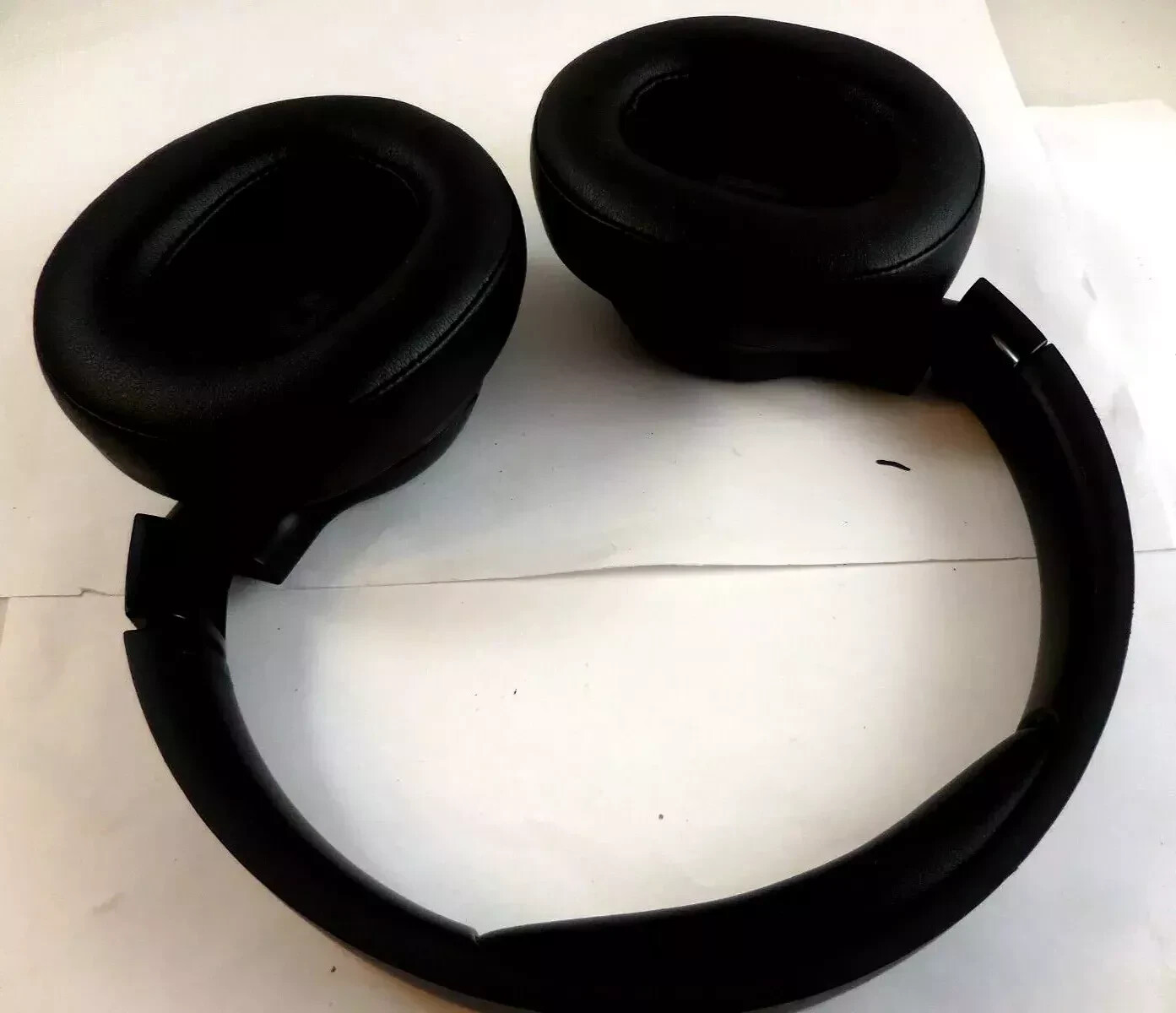 JBL Tune 760NC – Wireless Bluetooth Over the Ear Headphones – Black (No Power)
