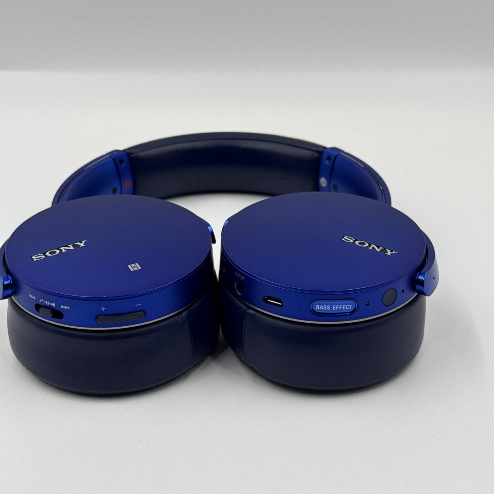 Sony MDR-XB950B1Headphones Wireless Extra Bass ANC – Blue – (Needs Pads)