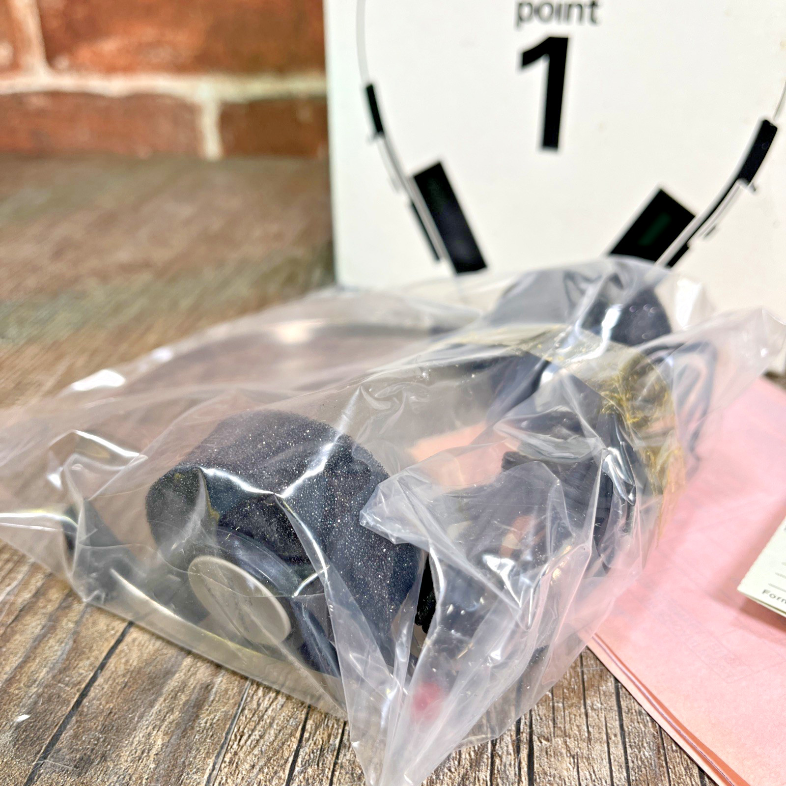 New Vintage Audio-Technica “Point 1” ATH-0.1 Ultralight Portable Headphones