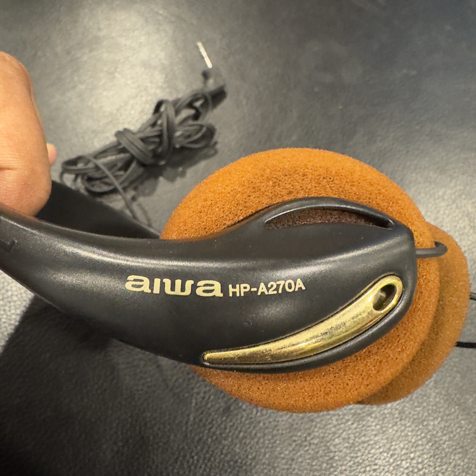VTG Aiwa HP-A270A * Black + Gold Stereo Wired Headphones * 30mm Drivers Tested