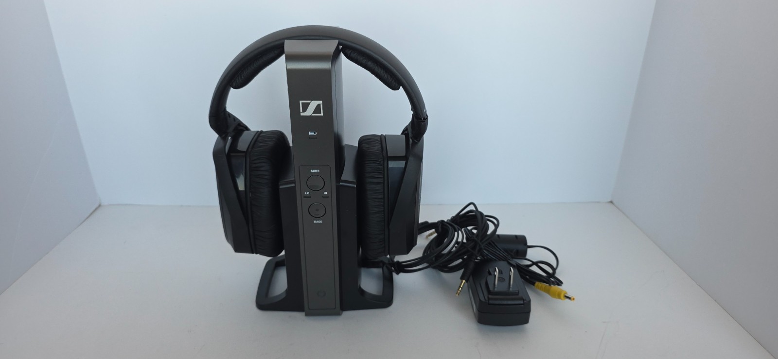 Sennheiser HDR175 Wireless Headphones w/TR 175 Charging Stand + Power