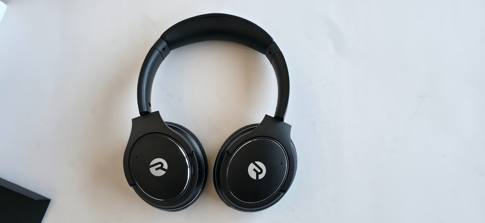 Raycon The Everyday Wireless Bluetooth Over Ear Headphones
