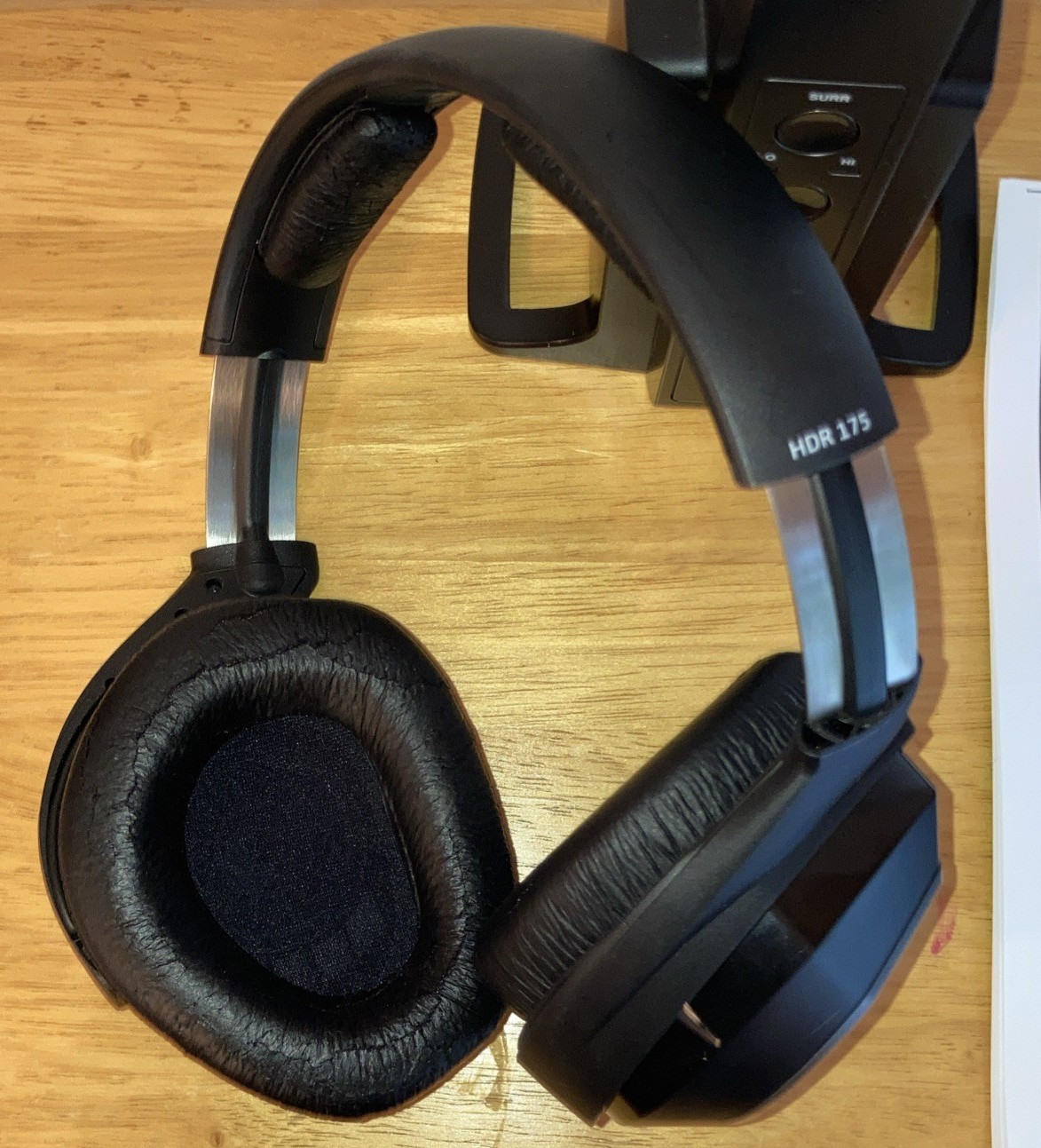Sennheiser RS 175 RF Wireless TV Headphones Charging Dock Cables Manual