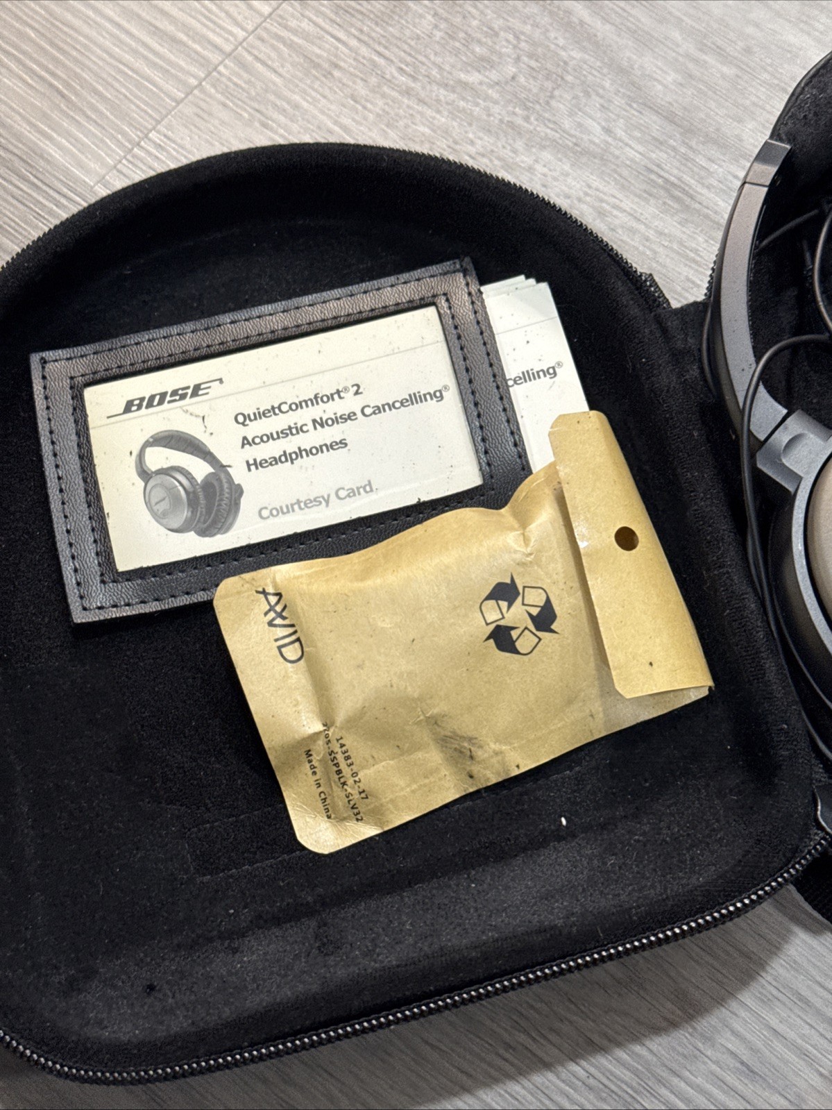 Lot Of 4 Bose QC15/QC3 Headphones with Noise Cancelling (Read Desc)