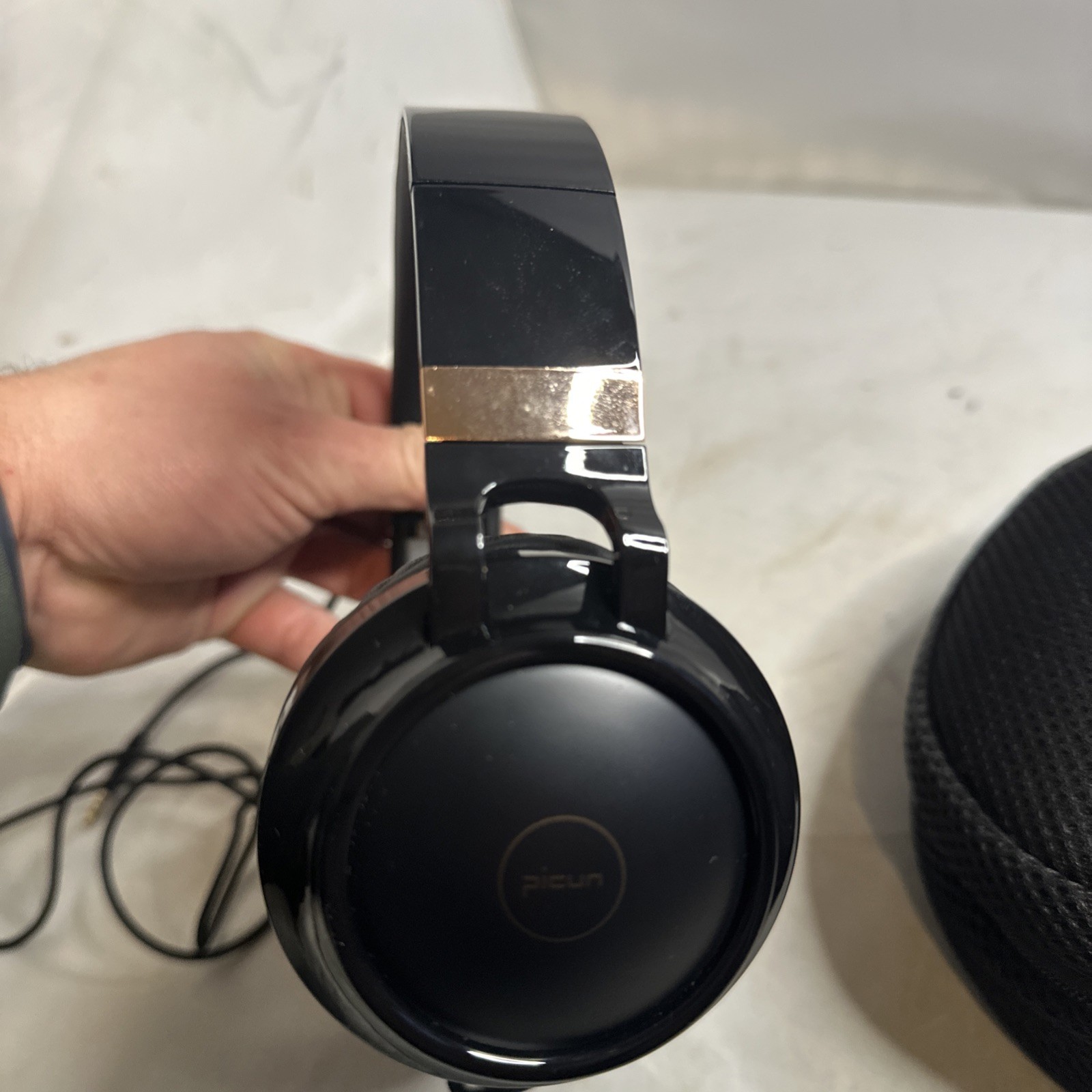 Picun C60 Wired On-Ear Headphones with Mic & Volume Control Noise Isolating