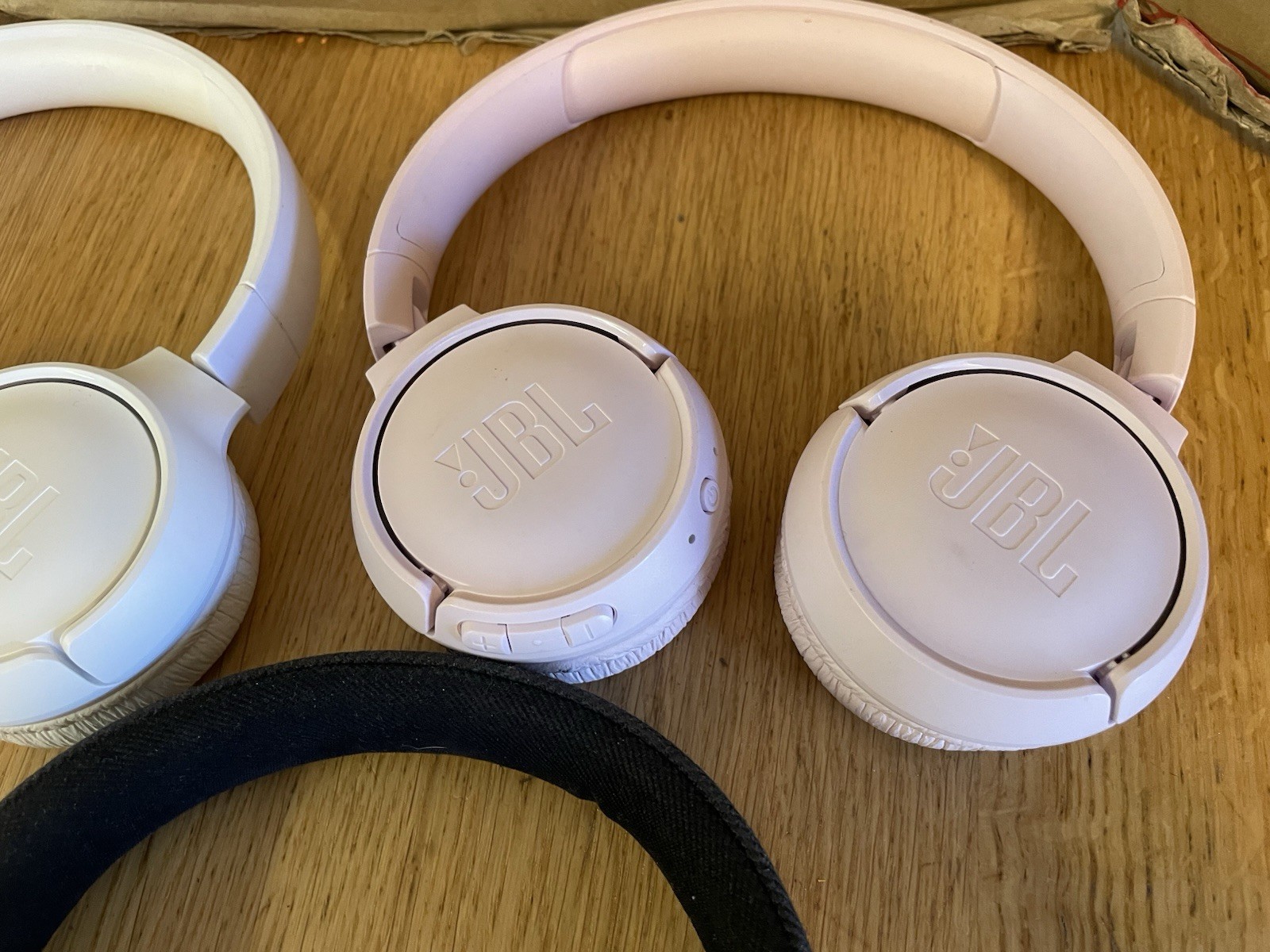 Lot Of JBL Tune 510BT Pink White Black Live 675NC Bluetooth Headphones