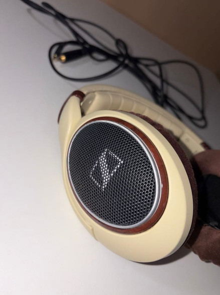 SENNHEISER HD 598 Wired Headphones Used Tasted from Japan