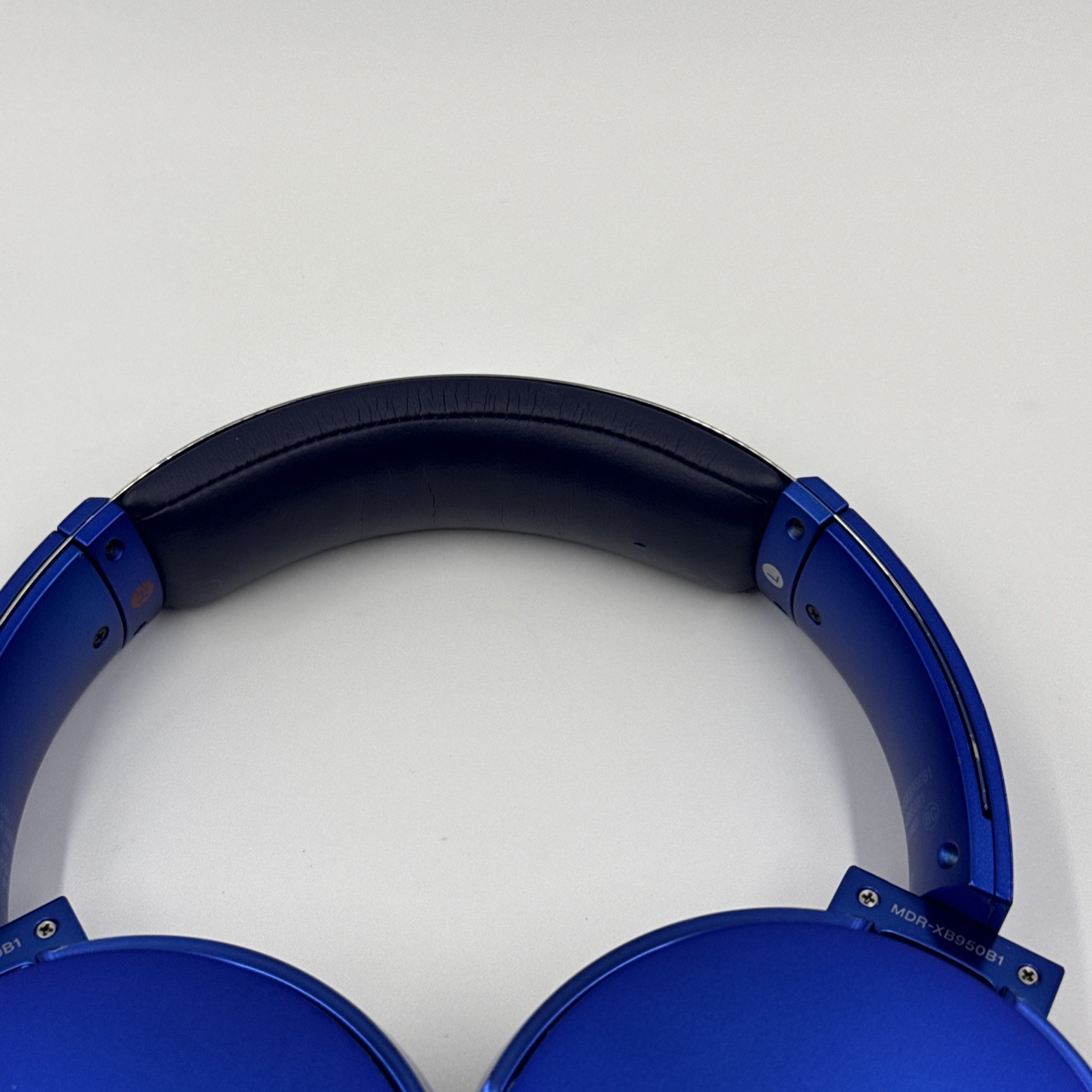 Sony MDR-XB950B1Headphones Wireless Extra Bass ANC – Blue – (Needs Pads)