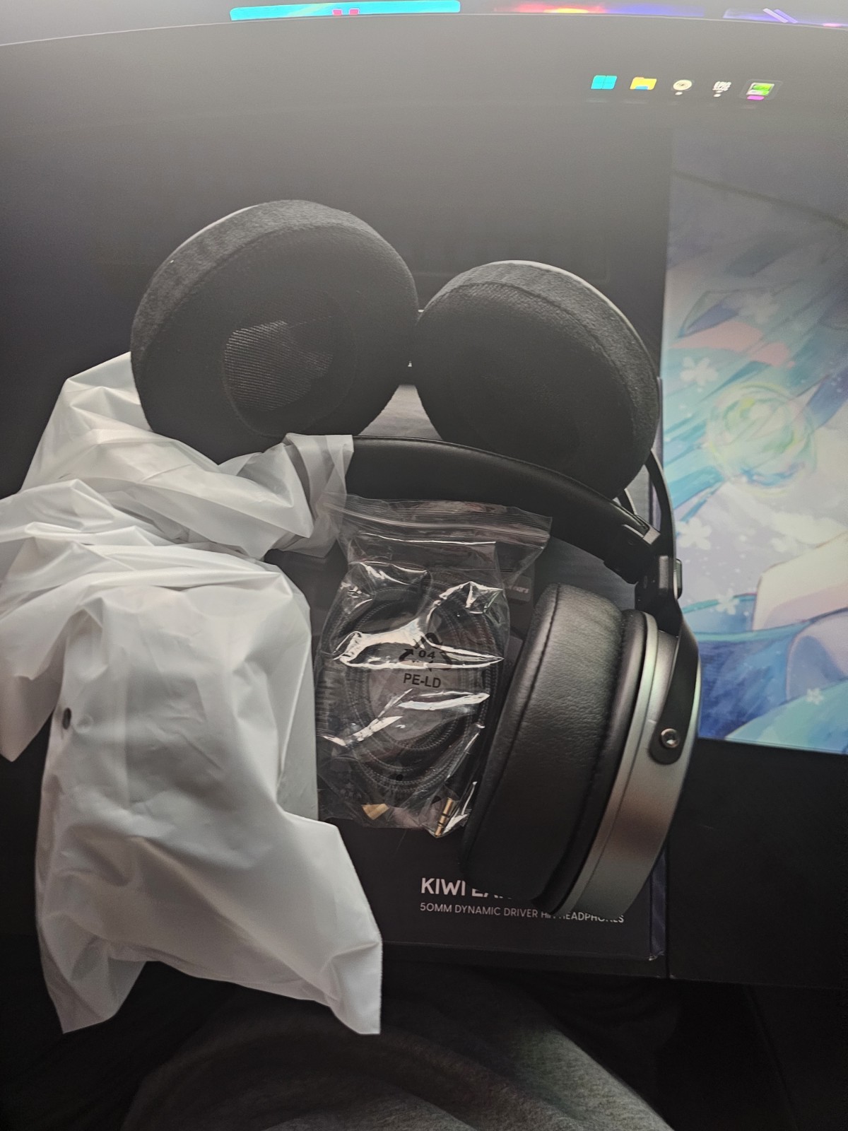 Kiwi Ears Altruva Over The Ear Headphones Hi-Fi 50mm Dynamic Driver Monitor
