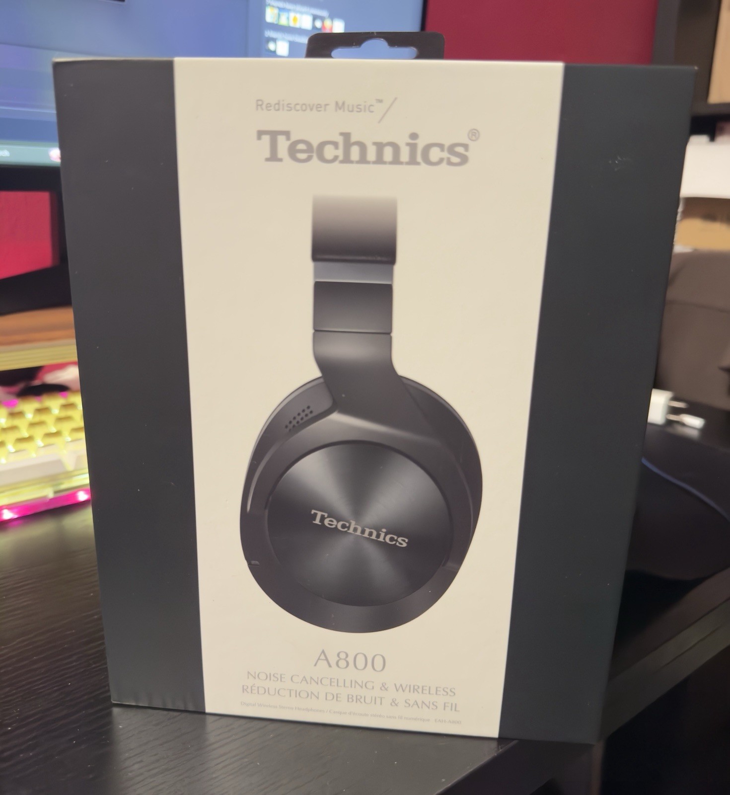 Technics EAH-A800 Wireless Noise Cancelling Headphones – Black