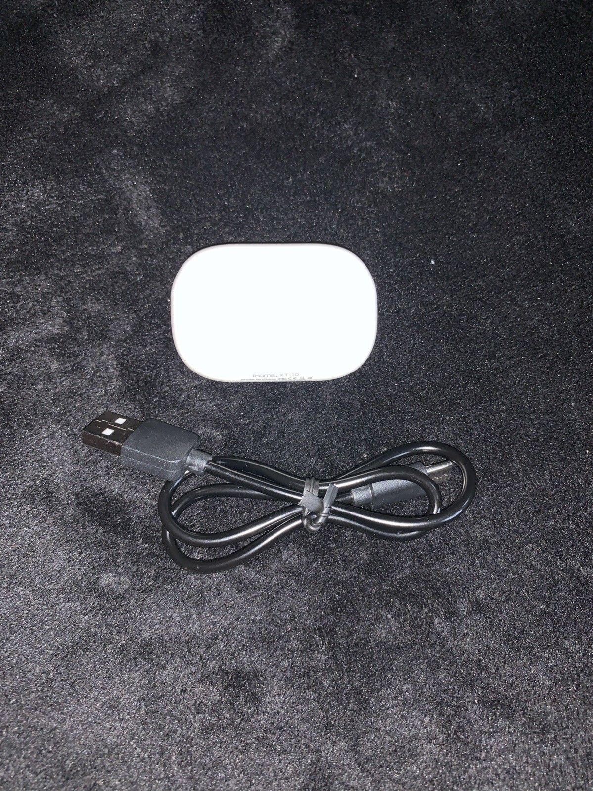 iHome AUBE213 True Wireless Bluetooth Earbuds XT-10 White New Open Box