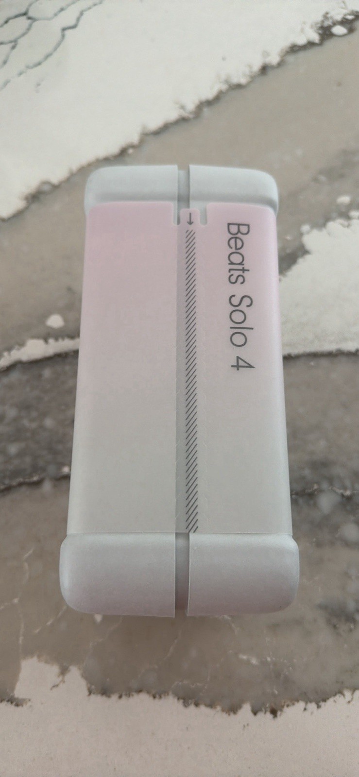 Beats by Dr. Dre Solo 4 Cloud Pink Wireless Bluetooth On-Ear Headphones