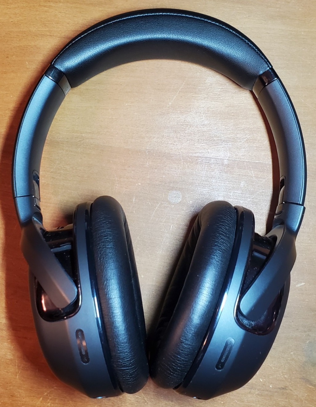 JBL Tour One Wireless Headphones – Black – Refurbed Grade A (R-30096)