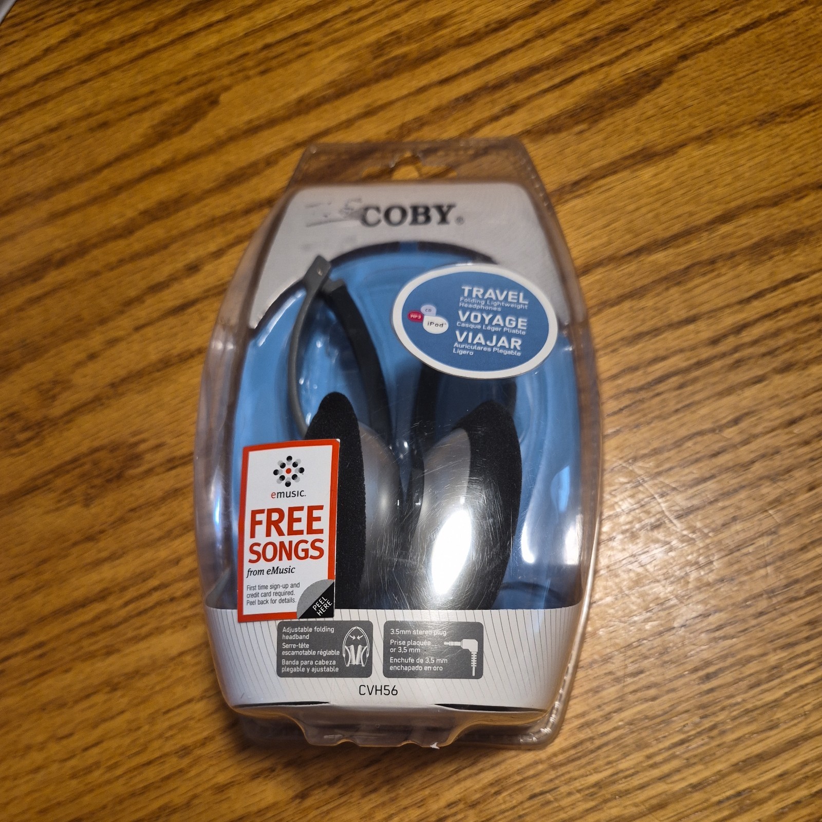COBY CV-H56 Compact Folding Digital Stereo Headphones (2010)