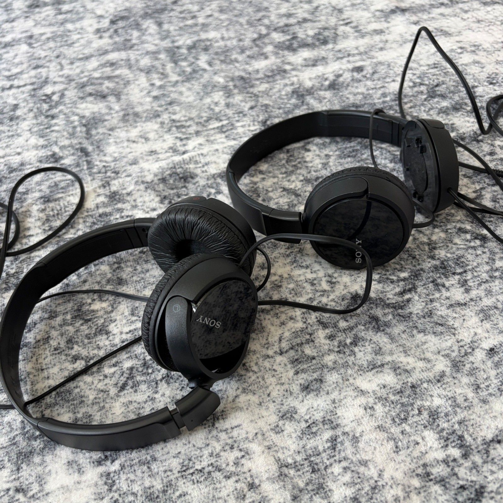 Sony 1-7-1 Wired Headphones Lot of 2 Unisex OS Black Folding On-Ear Tested Works