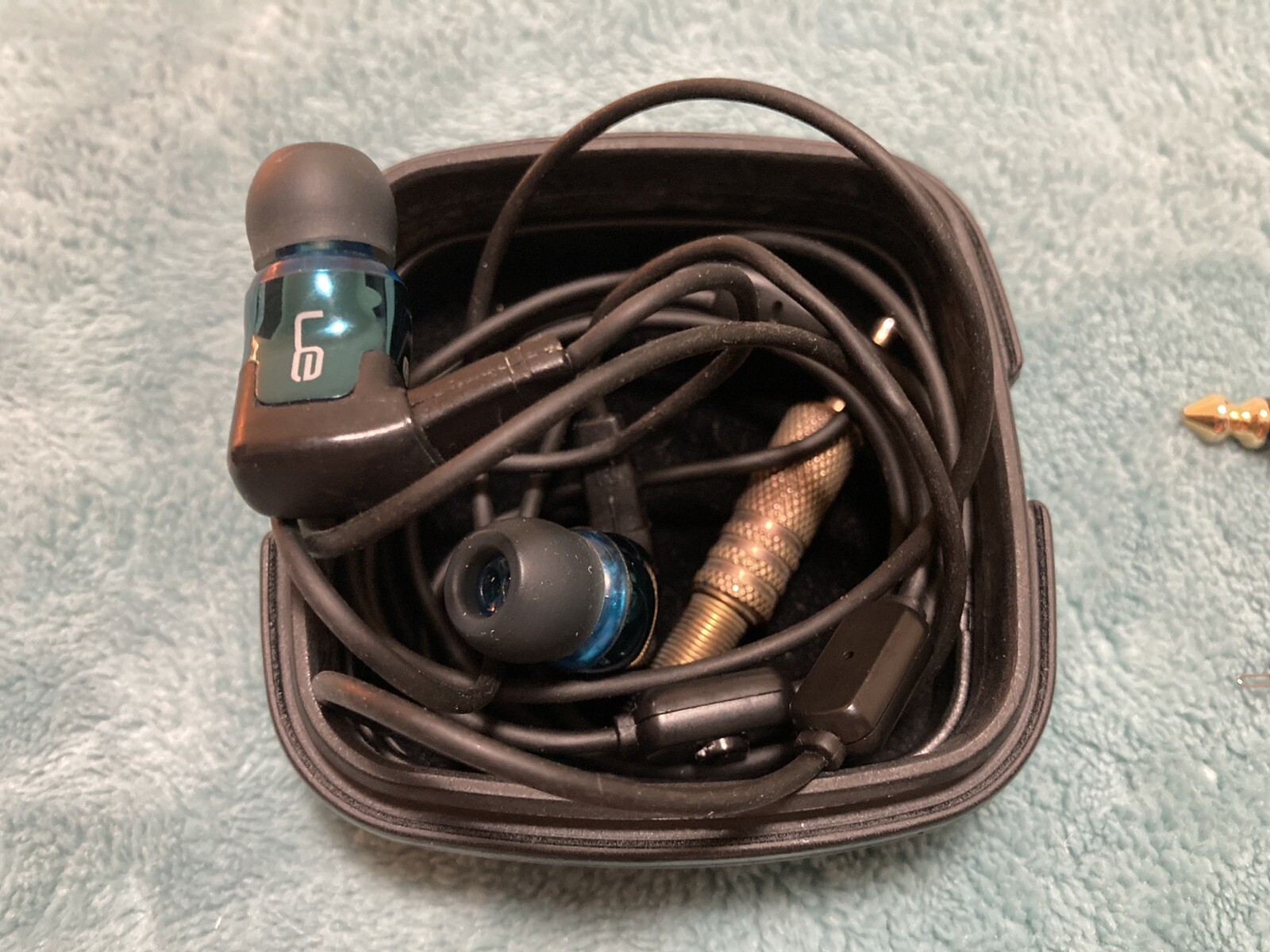 ULTIMATE EARS UE Noise Isolating Triple.Fi 10 Earphones for iPhone 4s 5s 6 iPod+