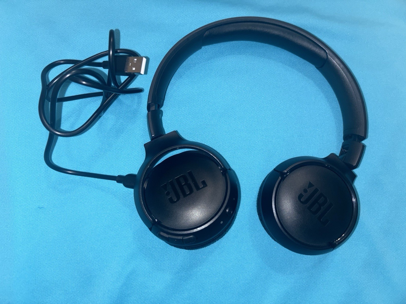 JBL TUNE 750BTNC Black Headband Over-Ear USB Wired Double Earpiece Headphones
